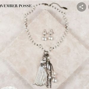 Plunder Jewelry Set